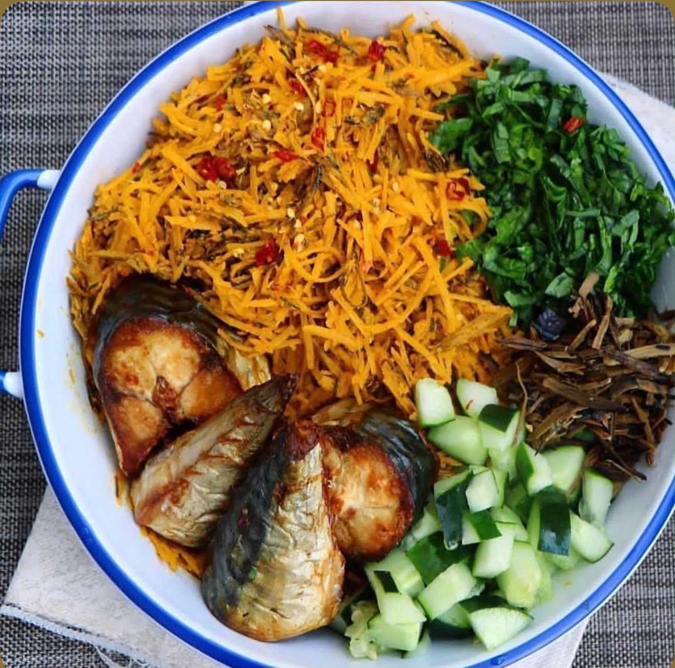 Abacha ( African salad) Paired with fried macrel fish & kpomo photo 2